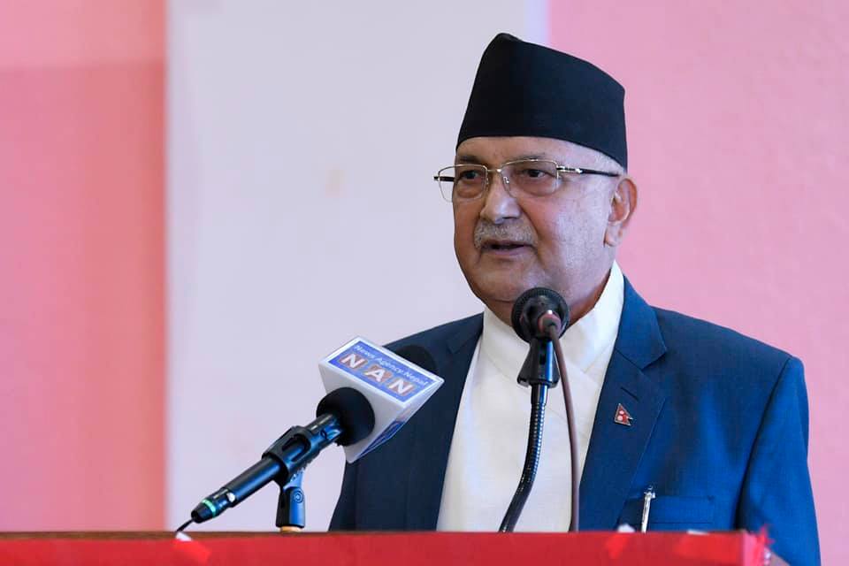 माधव नेपाललाई हिजो देशद्रोही भनेका ओलीले आज भने ‘बेसरम’