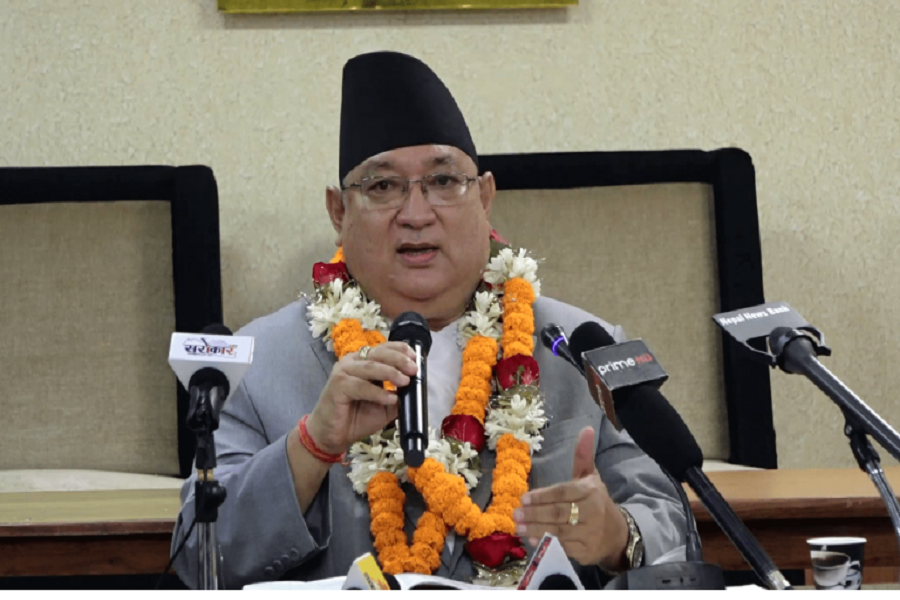 स्वास्थ्य राज्यमन्त्री श्रेष्ठले चाले   यस्तो     कदम ,   चारै तिर वाहि वाहि