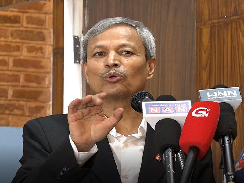 जन्मीएको ७ दिनमै बुवा बितेर टुहुरो भएका भिम रावलको यस्तो छ भावुक कहानी !
