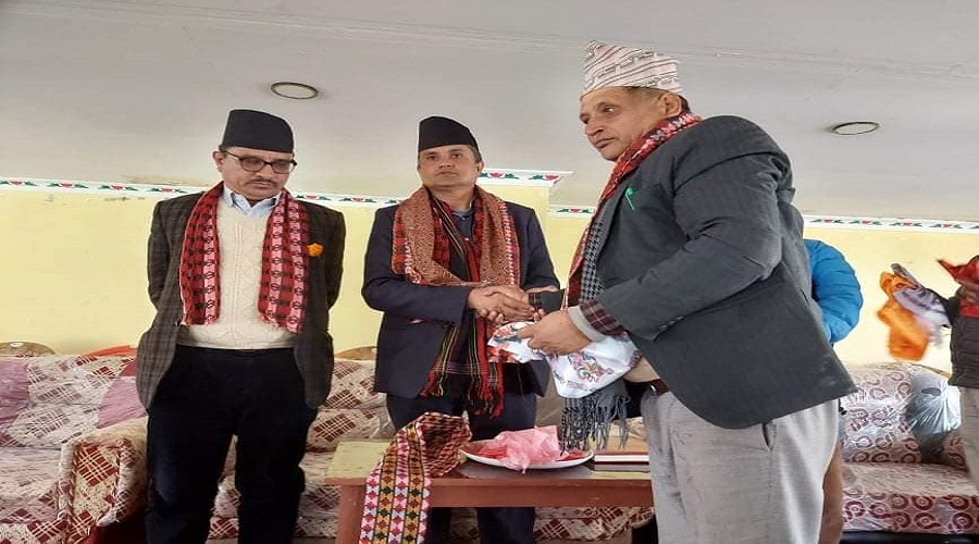 ठूलो मिसन सहित सुर्य थापाले काठमाडौँ छोडे, एमालेमा खुशियाली !