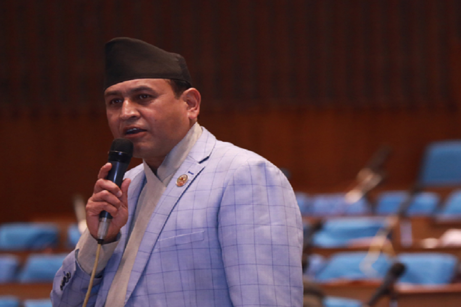 डोलप्रसाद र रामहरिबीच संसदमा चर्काचर्की
