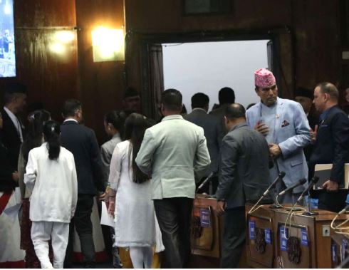 रास्वपा र राप्रपाद्वारा प्रधानमन्त्रिको सम्बोधन बहिस्कार